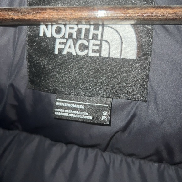 Mens North Face Retro Nuptse Jacket - Picture 8 of 8